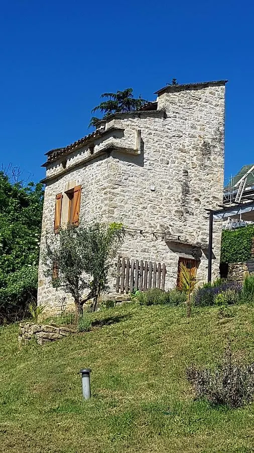 Villa Le pigeonnier de felines à Caylus